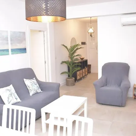Spacious And Renovated 3b Apt. Center And Appartamento Fuengirola